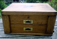 Image of exterior of Jewellery box.